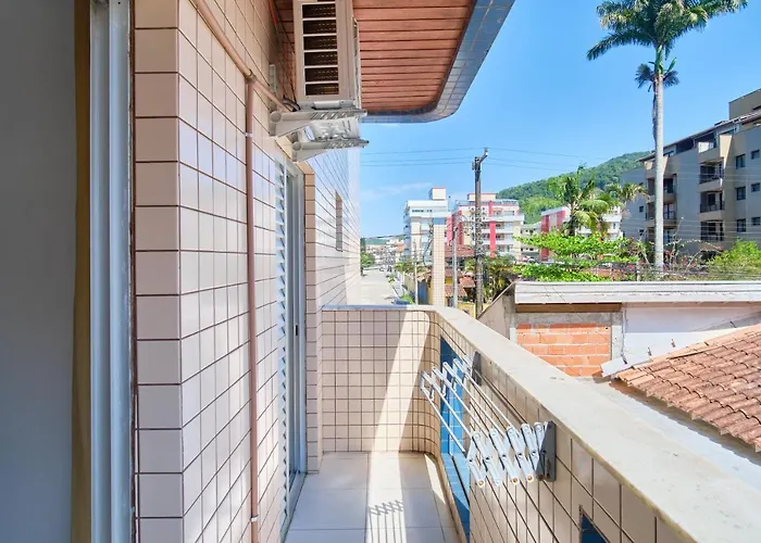 a 100 metros da praia, bem localizado, com ar condicionado e Wi-fi - 14 - Edifício Lenamar II